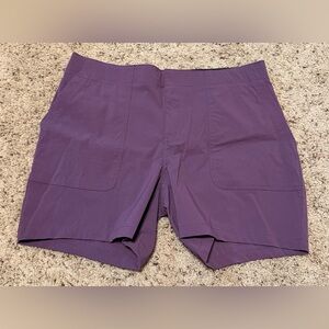 Eddie Bauer Women’sPerformance Hiker Shorts Size 6 Purple Eggplant Stretch